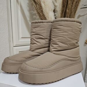 Kassl Edition Zara Winter Boots Size 39